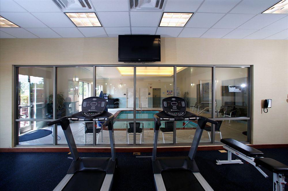 Express - Wilmington Area By Ihg Hotel 4*