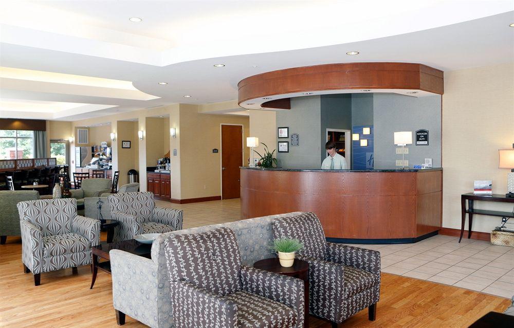 Express - Wilmington Area By Ihg