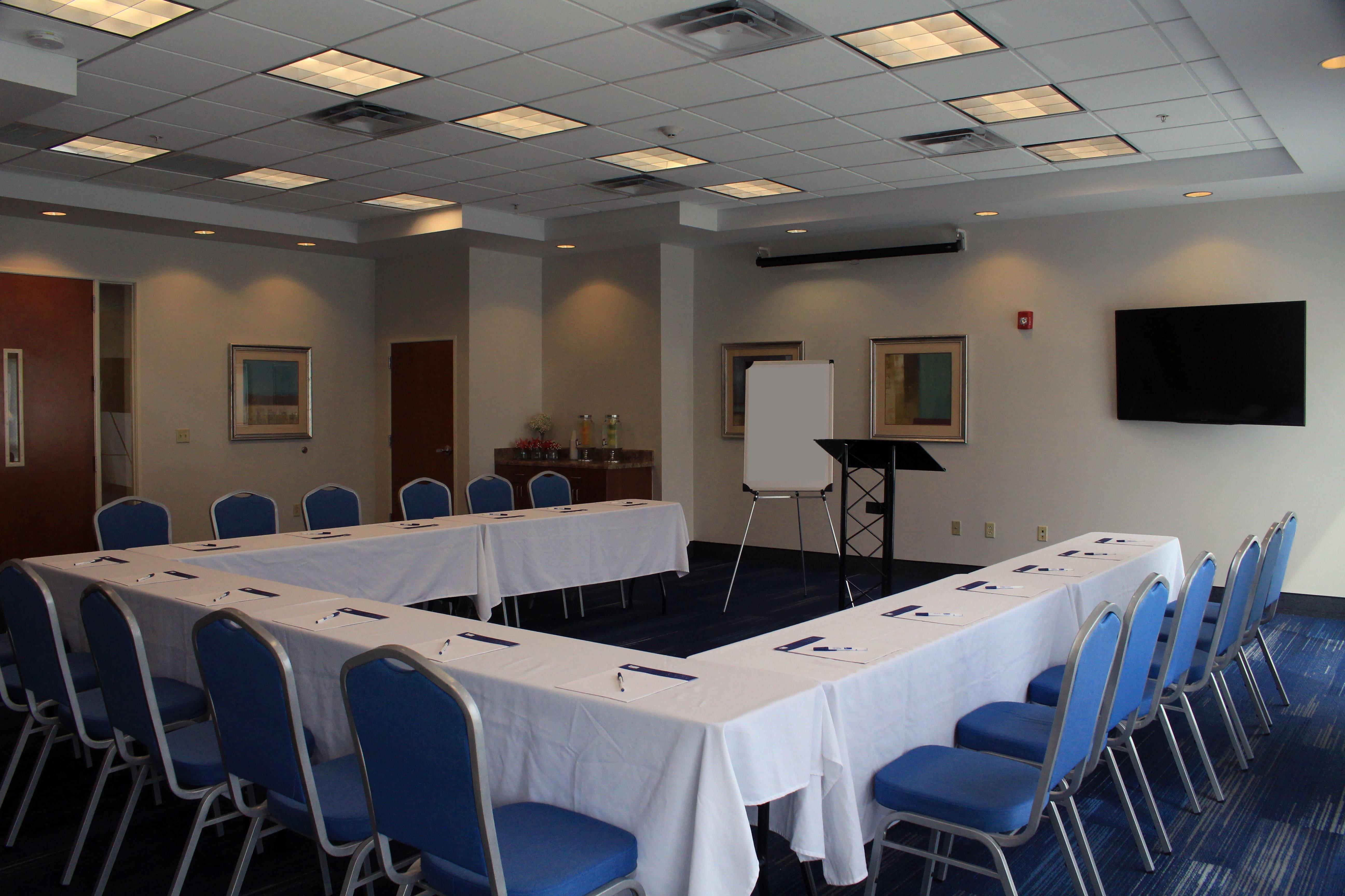 Express - Wilmington Area By Ihg