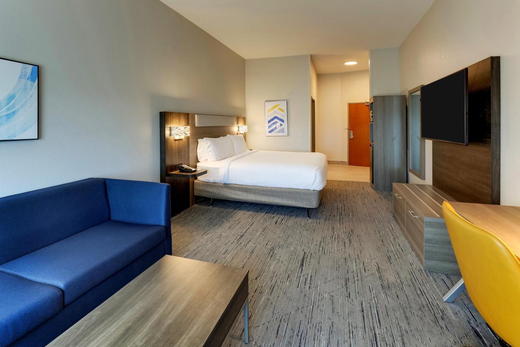 Express - Wilmington Area By Ihg Hotel 4*