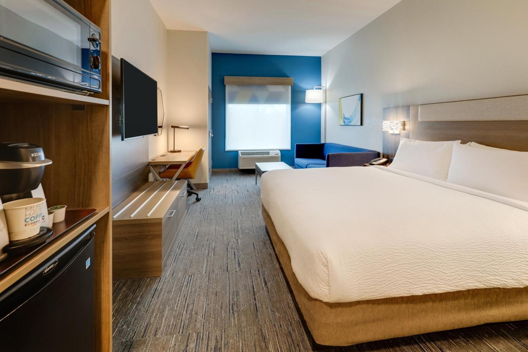 Hotel Express - Wilmington Area By Ihg Leland
