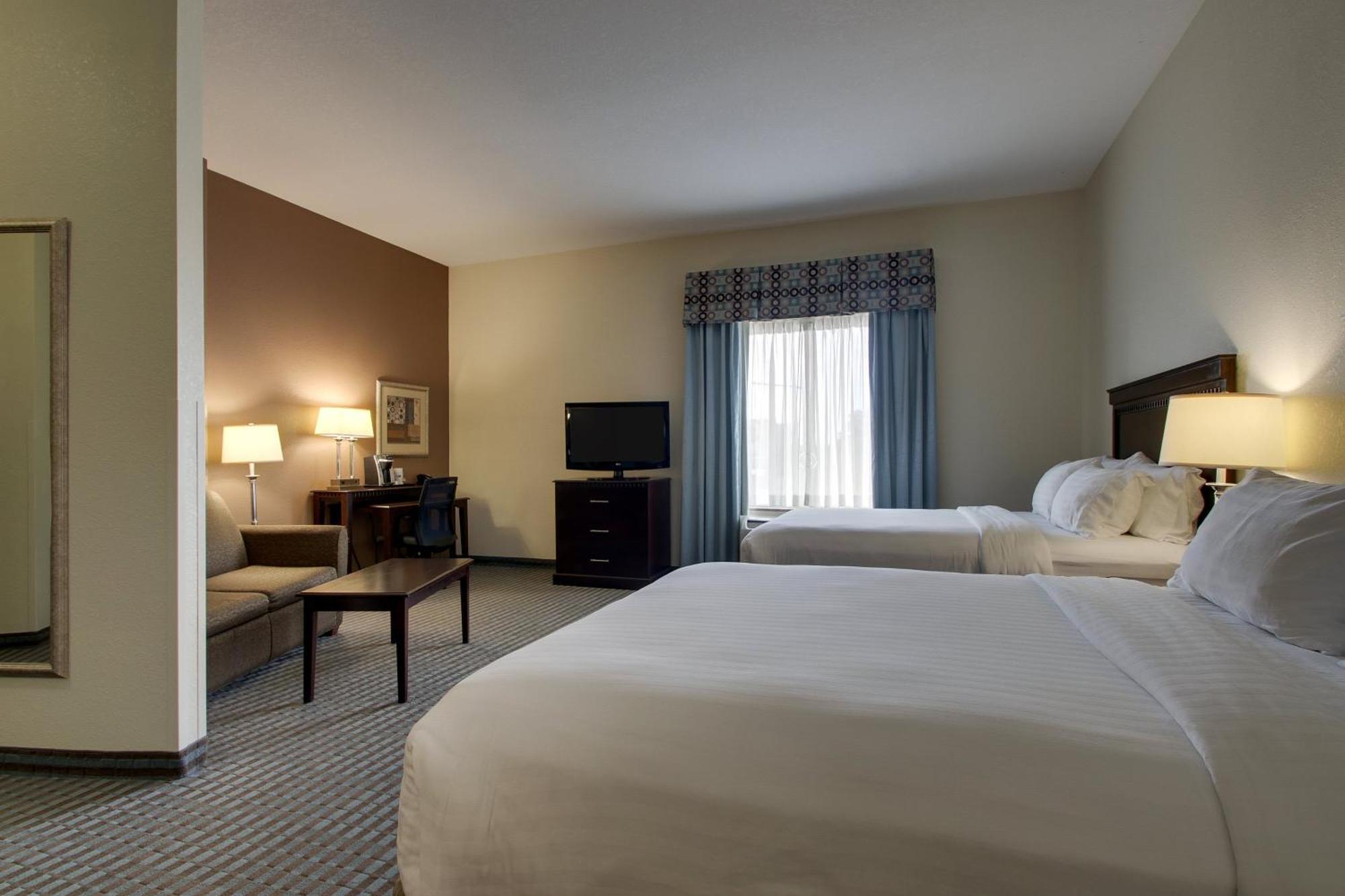 Hotel Express - Wilmington Area By Ihg 4*