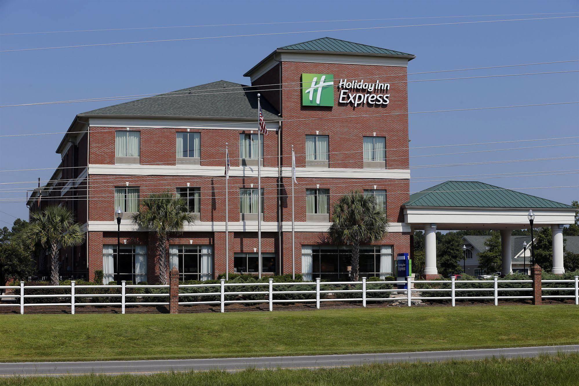 Hotel Express - Wilmington Area By Ihg